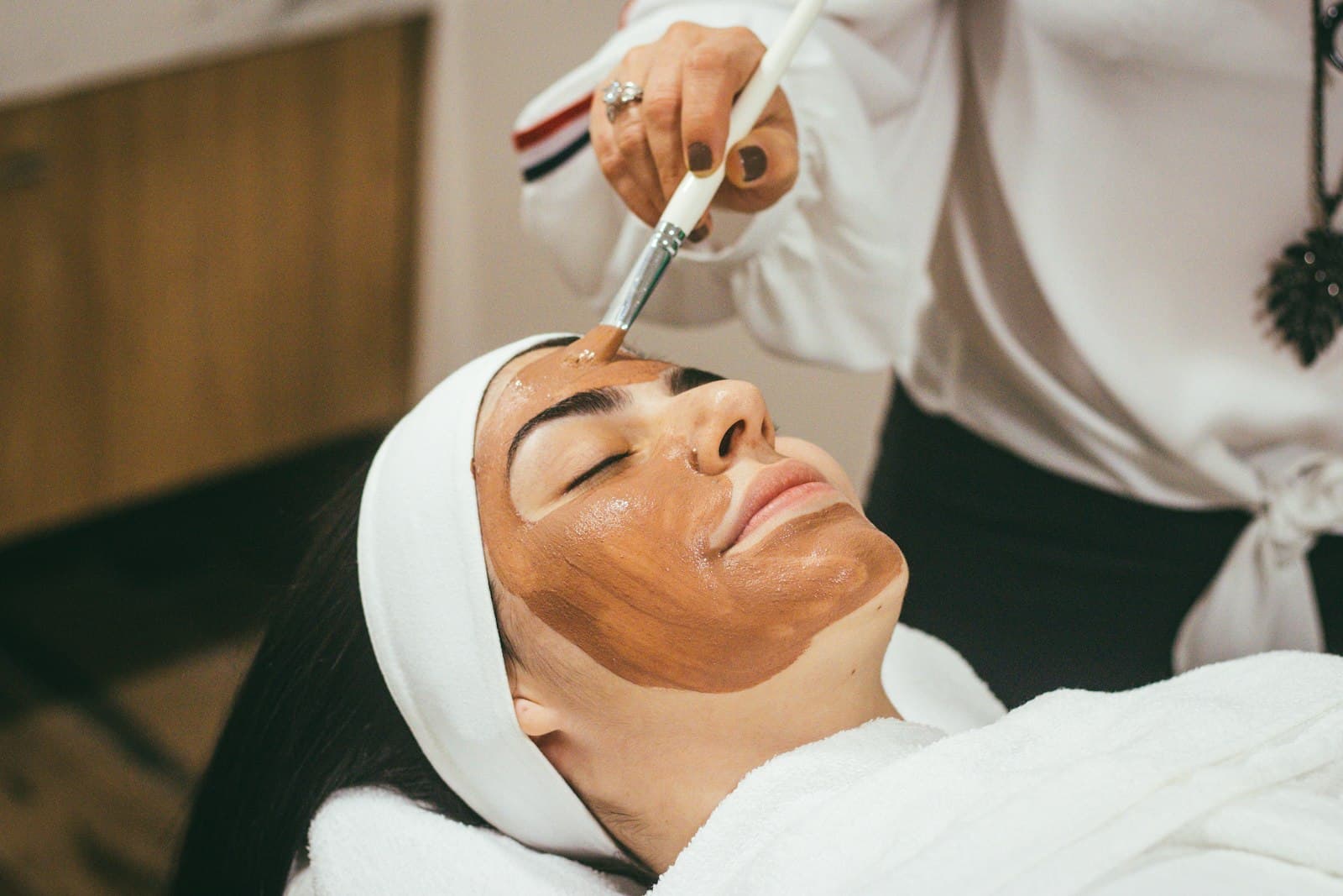 Sesión de wellness y bienestar facial en Madrid